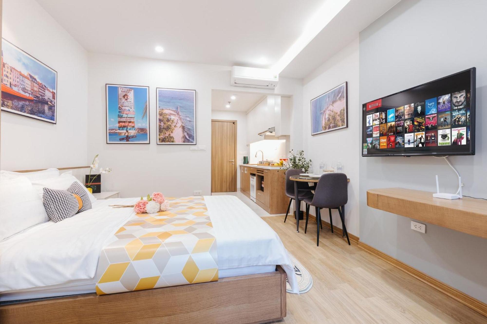 Margaery Boutique Apartment & Skyon9 Rooftop Bar Hanoi Kültér fotó